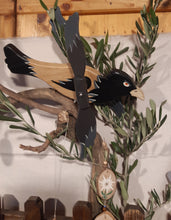 Carica l'immagine nel visualizzatore di Gallery, Corvo